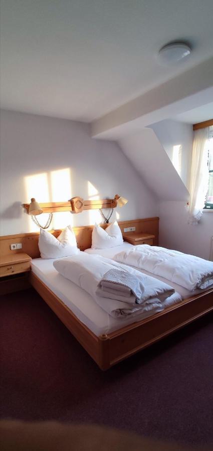 Hotel Stadt اوبلرنهاو المظهر الخارجي الصورة